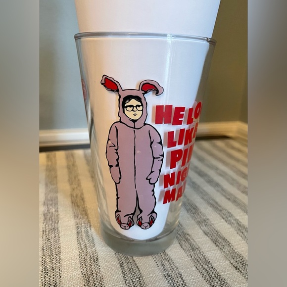 A Christmas Story - Set Of 4 Glasses - Tuner Entertainment - Picture 5 of 14